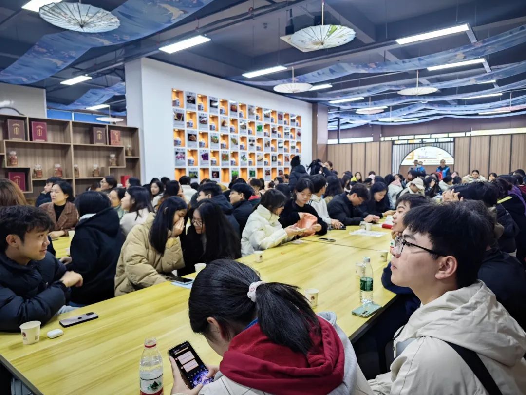 “邵阳学院第十九期青马工程户外素质拓展课”活动在湖南天香生物大健康产业园圆满举行
